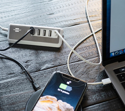 brennenstuhl estilo USB-Multiladegerät, 4x USB + 1x USB-C